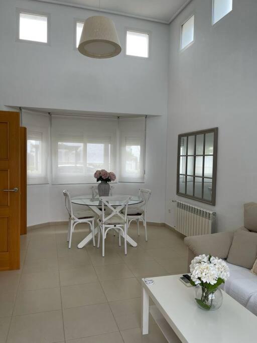 Villa Fantastica Con Piscina En Gran Golf